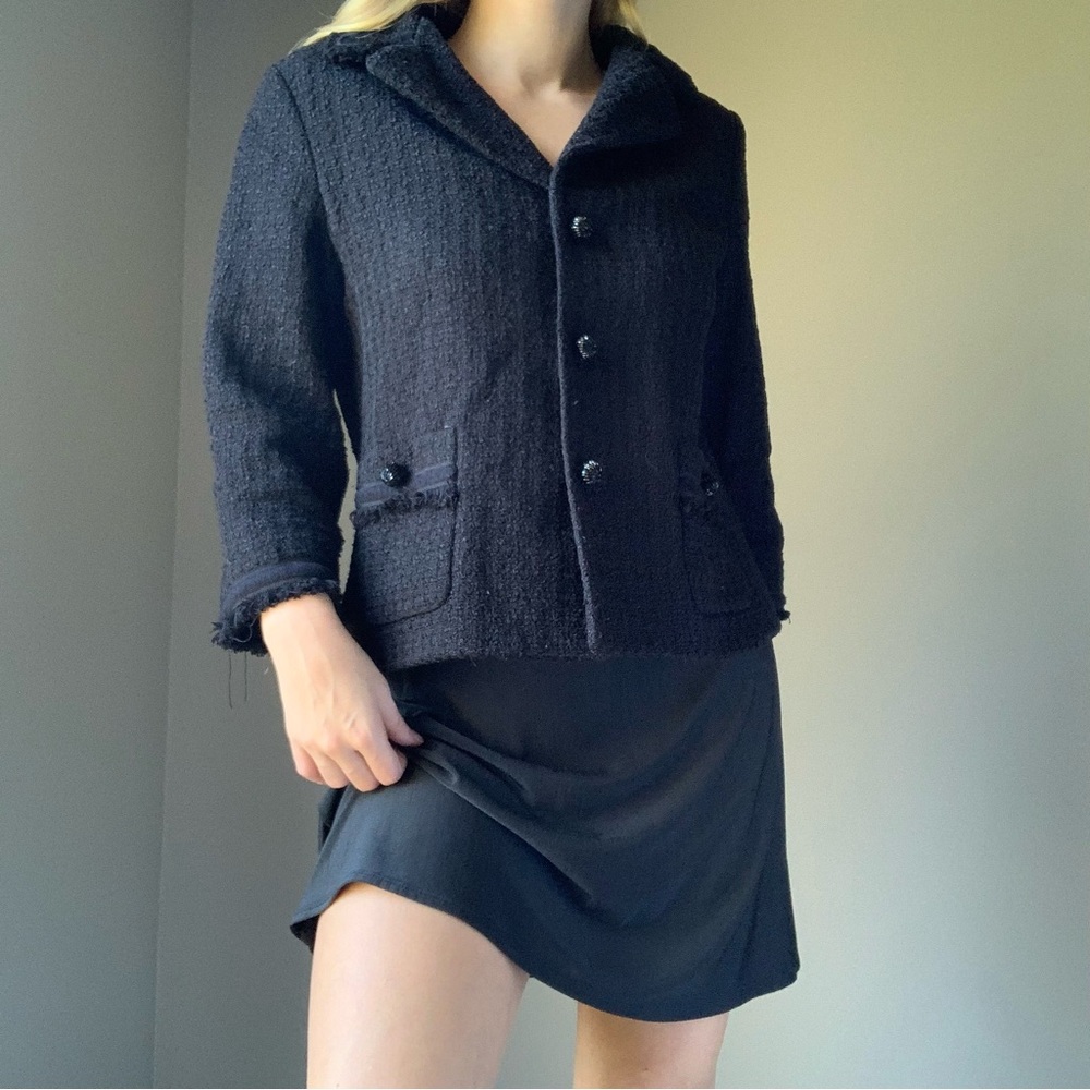 Large Petite Talbots Minimalist Black tweed blazer with beaded buttons